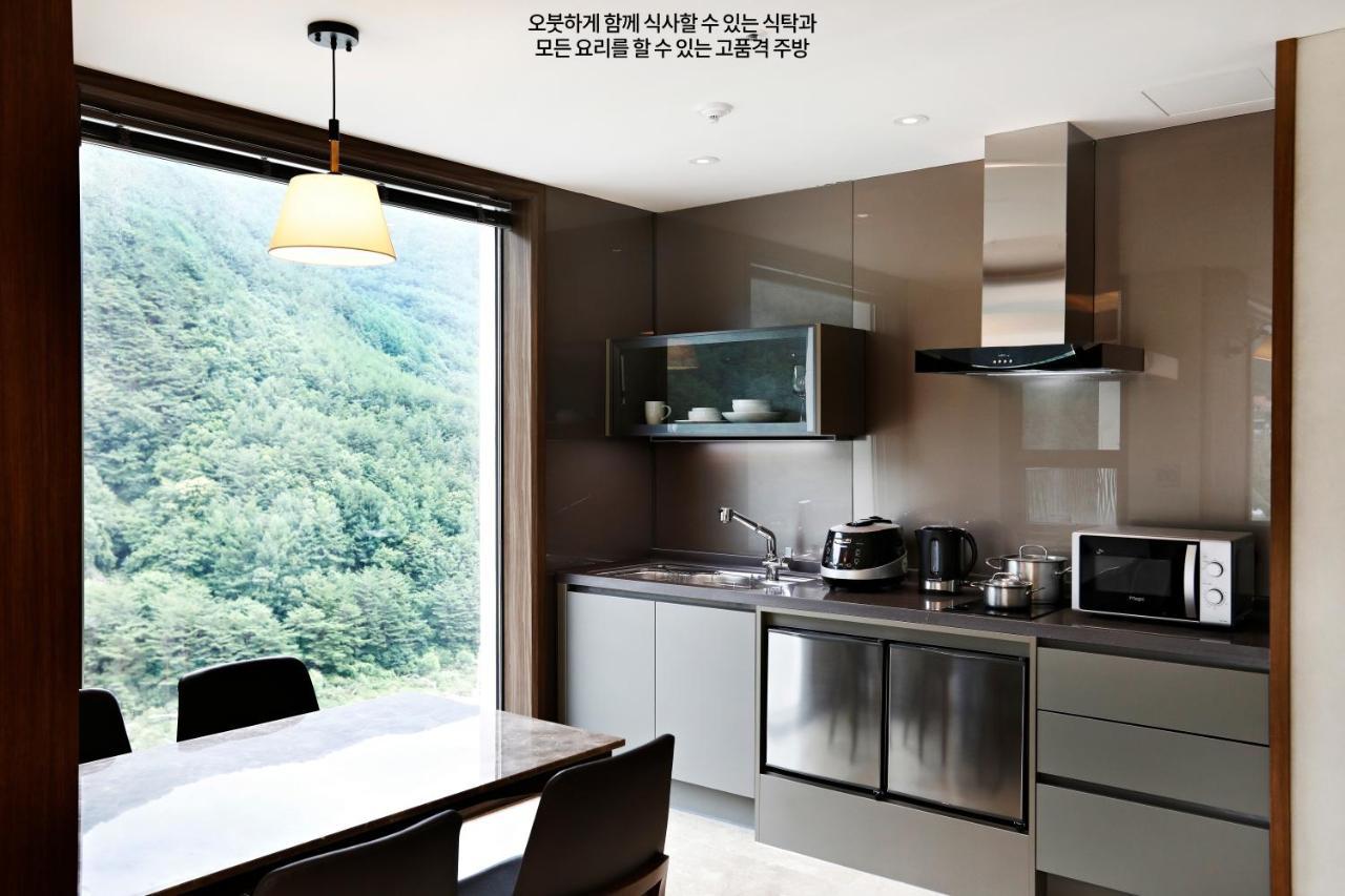 Pine Forest Jeongseon Alpine Resort Kültér fotó
